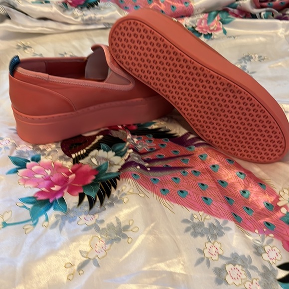 NWOT Neverever Platform Sneakers Size 7 - Picture 5 of 8